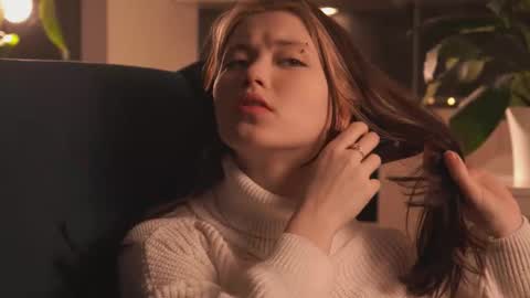 Akemi online show from February 18, 4:18 pm