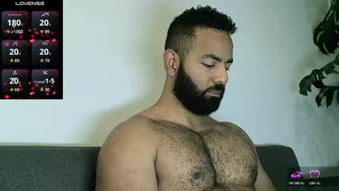 SebasRoa online show from October 21, 3:38 pm