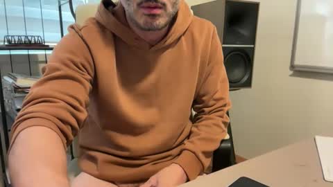 20cm online show from October 10, 6:30 am