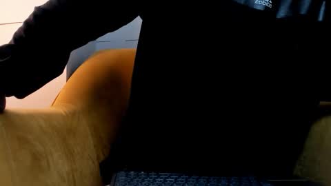 Roan Birkin online show from February 24, 10:02 pm