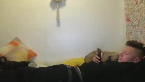 Snapshot of roastingcorn chatting on March 11, 7:03 am RoastingCorn online show from March 11, 7:03 am