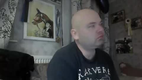 rob18997 online show from November 5, 9:39 pm