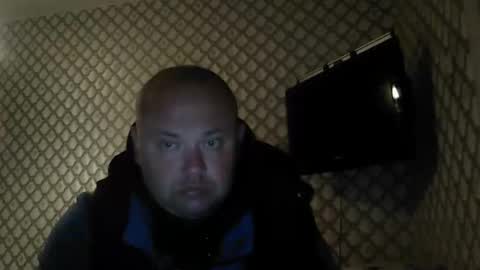 rob18997 online show from February 9, 4:43 pm