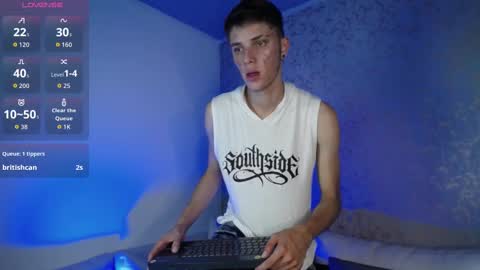 Snapshot of robbinblaze chatting on September 13, 8:55 pm Robbin online show from September 13, 8:55 pm