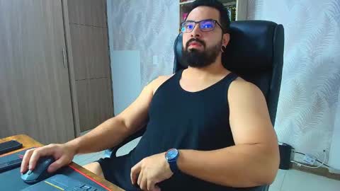 Robby online show from November 25, 12:09 am