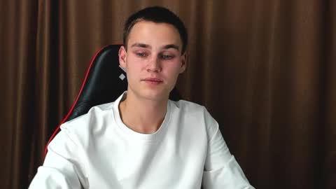 robert10211 online show from October 21, 3:59 pm