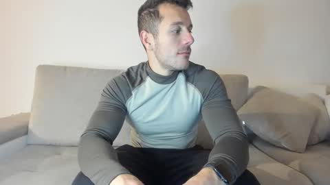 roberto4ever online show from February 12, 4:11 pm