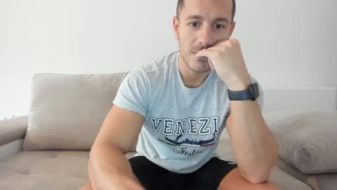 roberto4ever online show from January 17, 7:30 am