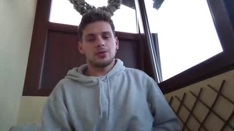 Roberto online show from December 18, 2:06 pm