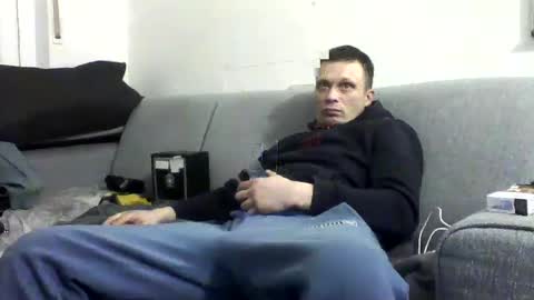 Zenek online show from February 16, 7:15 am