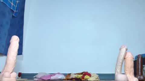 robinhotsexy online show from December 17, 11:27 pm
