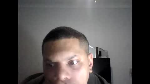 robinidessundercover34 online show from November 9, 6:10 pm