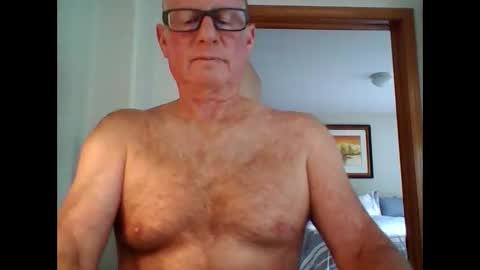 robo0000 online show from May 16, 12:07 am