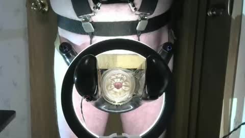 Robodickmilker online show from December 11, 10:36 am