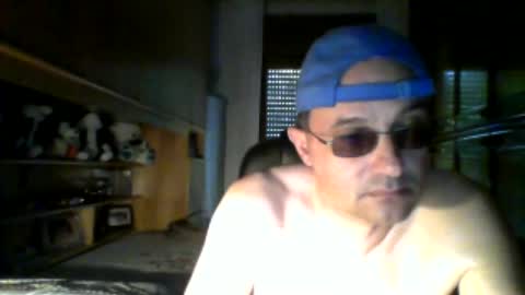 robertino online show from August 8, 11:42 am