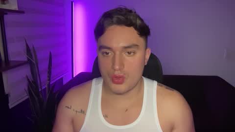 ROBYN online show from February 12, 2:15 am