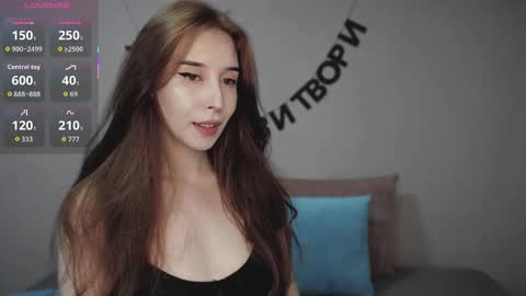 Snapshot of rocketsgirl chatting on September 19, 5:44 am rocketsgirl online show from September 19, 5:44 am