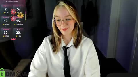 Rockett online show from April 15, 1:42 am