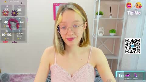 Rockett online show from October 20, 1:32 am