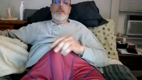 rockhard4yu2 online show from February 2, 11:11 pm