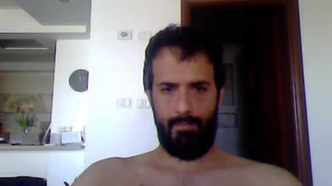 Snapshot of rockistman1 chatting on December 3, 9:39 am rockistman1 online show from December 3, 9:39 am