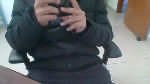 rockysam090 online show from March 3, 9:26 pm