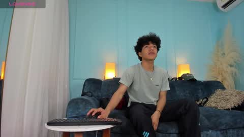 Rodney Styles online show from January 27, 3:15 am