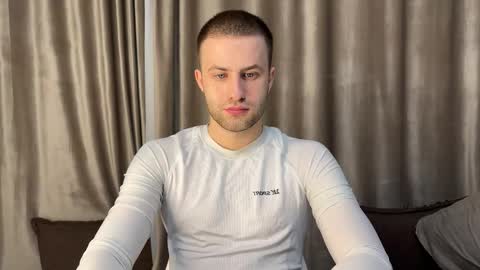 Snapshot of rodrigoveira chatting on September 26, 9:23 pm Rodrigo online show from September 26, 9:23 pm