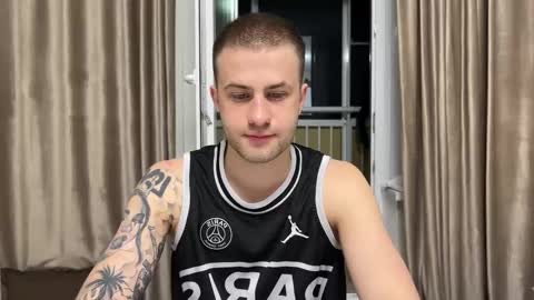 Snapshot of rodrigoveira chatting on September 23, 8:48 pm Rodrigo online show from September 23, 8:48 pm