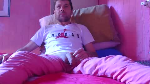 Banderas online show from April 9, 9:04 am