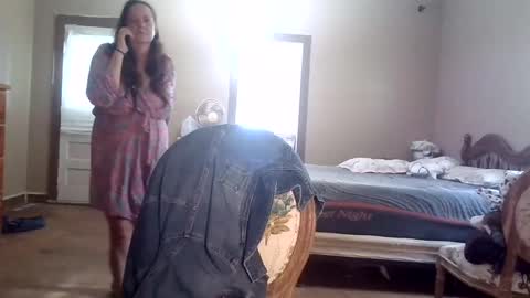 Rosie Rios online show from September 22, 1:04 pm