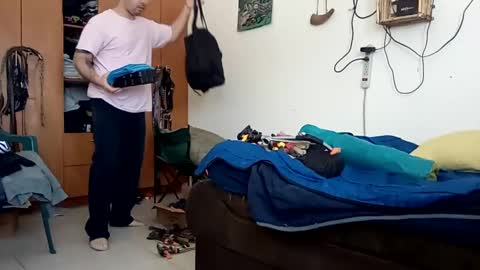 Mr. Red online show from February 11, 6:44 pm