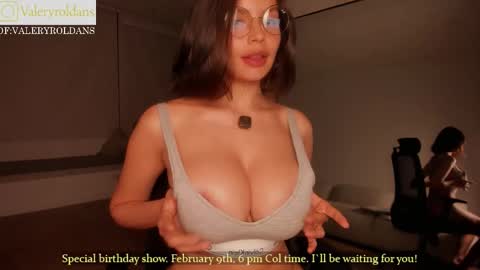 Valery Roldans online show from February 6, 7:12 am