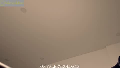 Snapshot of roldansvalery chatting on February 19, 1:08 am Valery Roldans online show from February 19, 1:08 am