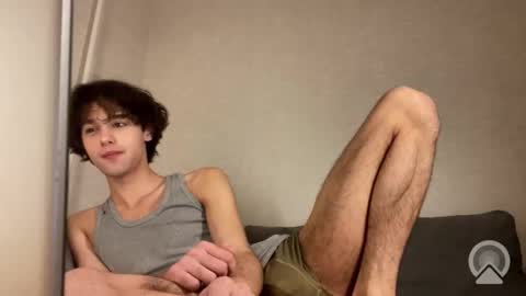 roma_shyguy_ online show from February 5, 3:59 pm