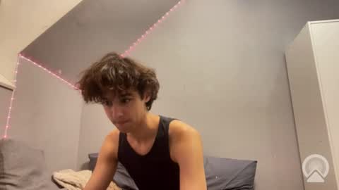 roma_shyguy_ online show from July 12, 1:31 am