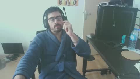 romainb72 online show from January 3, 1:13 pm