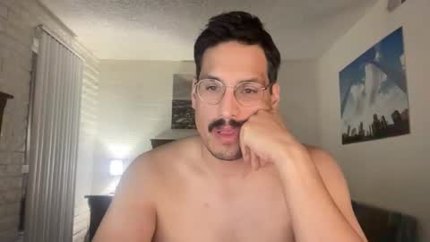 romancubbear online show from May 28, 10:24 am