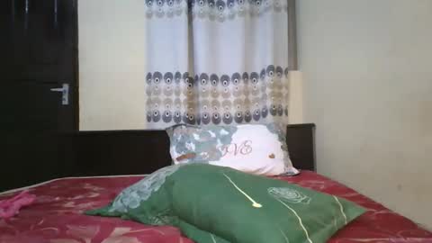 Emma online show from December 21, 8:26 pm