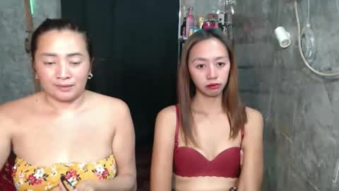 romanticgirl08 online show from March 28, 11:44 am