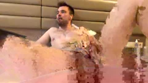 Sexyboyforlick online show from November 28, 11:56 pm