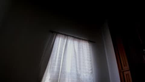 Snapshot of romeolatino1111 chatting on February 6, 5:19 pm romeolatino1111 online show from February 6, 5:19 pm