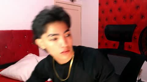 Romeo online show from November 18, 7:17 pm