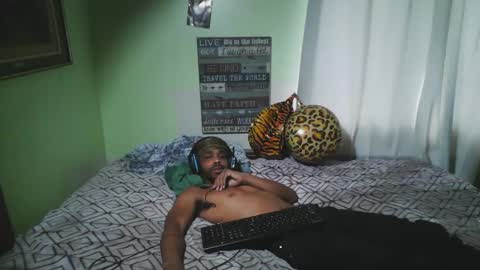 romeotyn online show from September 24, 6:47 pm