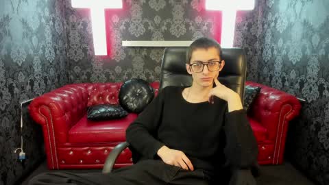 ronbevs online show from April 5, 7:33 pm