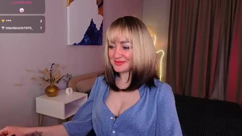 Olivia online show from February 26, 8:39 am