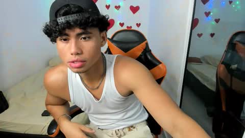 rory_peters_ online show from February 26, 12:30 pm