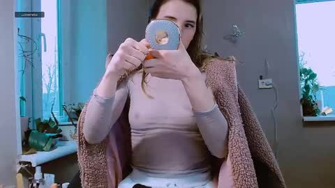 rosa843850 online show from April 2, 3:30 pm