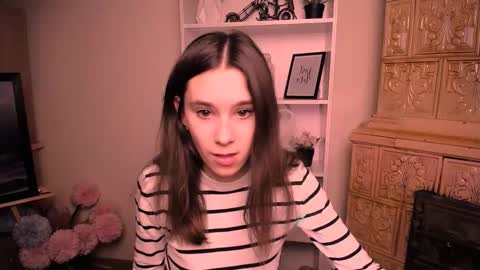 Rose online show from March 18, 7:25 am