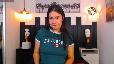 R O S A L I A online show from April 16, 9:39 pm